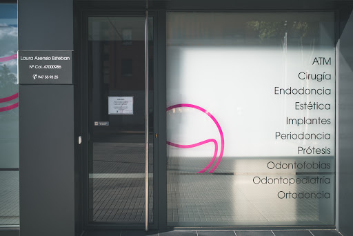 Laura Asensio - Centro Dental