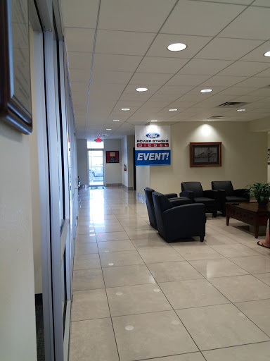 McLarty Ford - Visual