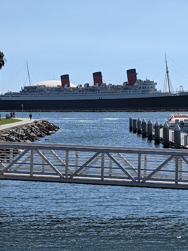 Shoreline Village Gallery - United States