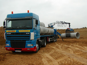 Photo n°8 de Transports Julien à Saint-Pierre-lès-Elbeuf (Société de transport routier)