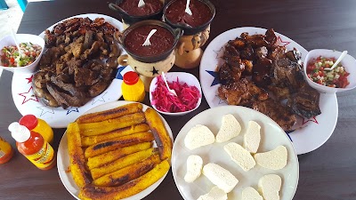 Photos of Pupuseria Al Paso