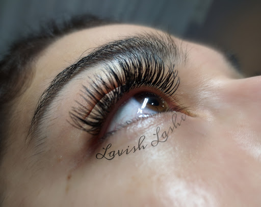 Lavish Lashes - Visual