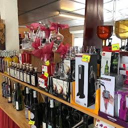 Photo n°3 de La Fontaine Aux Vins à Baud (Caviste)