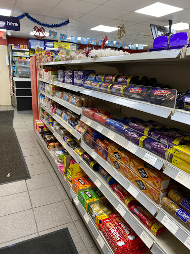 High Rd Store - Visual