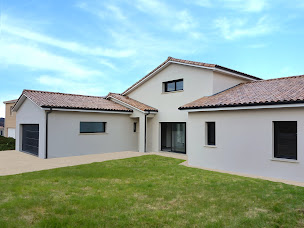 Photo n°1 de NJC Demeures et Prestige à Coutras (Constructeur de maisons personnalisées)