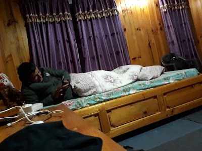 Photos of Everest Hotel