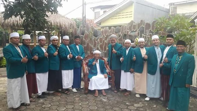 Majelis Ta'lim Nur Qurrotul Qolbi, Author: Rizal Fauzi