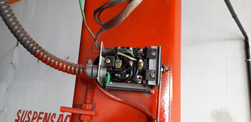 Eletricista Francisco e PERFIL MULTI SOLUÇÕES e Serviços elétricos industriais