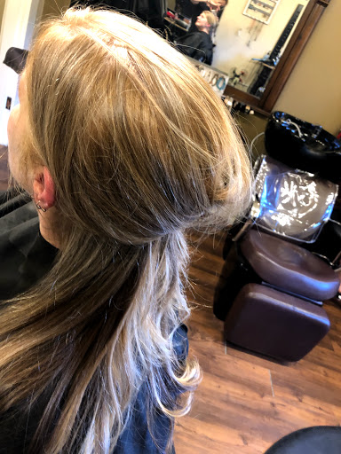Bear Essence Salon and Boutique - Thumbnail