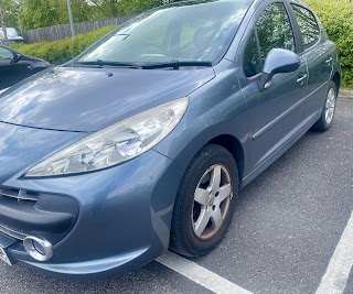 Cars4Less Reading