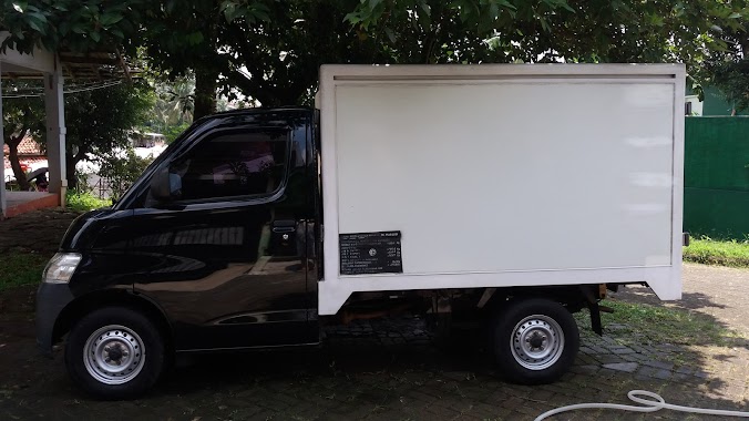 Geminio Rent Car / sewa mobil box, Author: toti anto