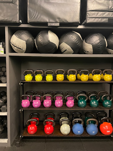 Fhitting Room- Upper West Side - Thumbnail