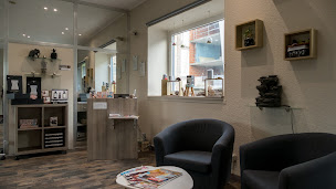 Photo n°9 de Just In Cut à Saint-Priest-en-Jarez (Salon de coiffure)