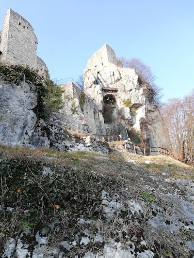 Castel Corno