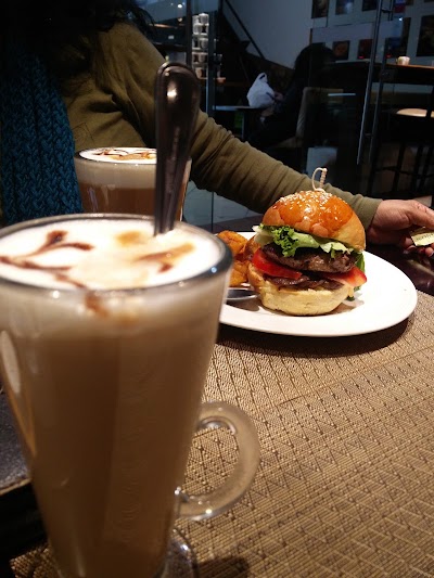 Photos of Kahli Caf&eacute; (Caf&eacute; Brumas Del Zurqui)
