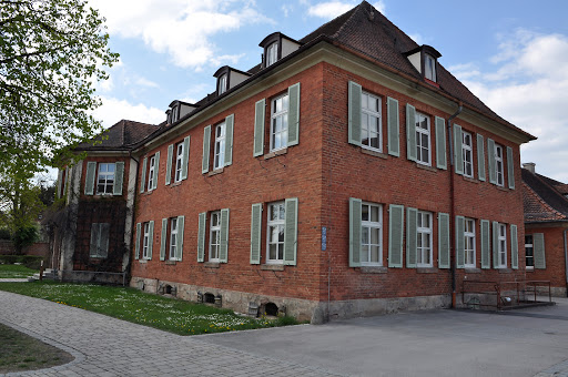Falkenhaus (Rotes Schloss) - Thumbnail