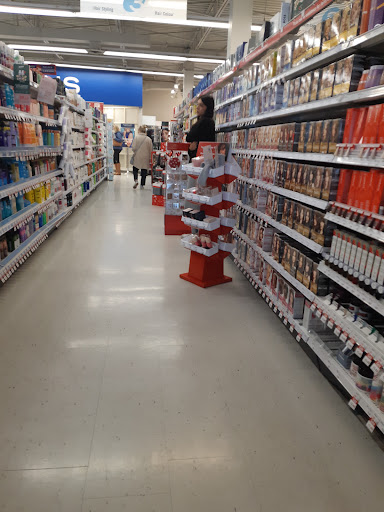 Shoppers World Danforth - Visual
