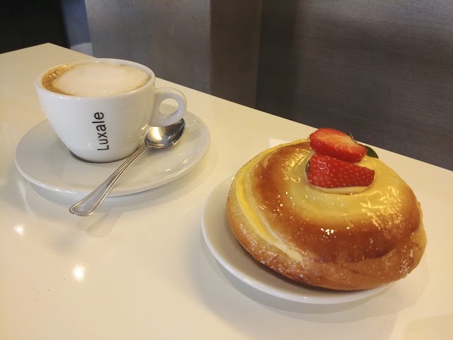 Luxale Coffe Living Food - Ristorante Pizzeria