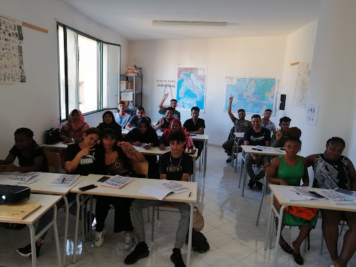 CPIA "Nelson Mandela" - Sede Oreto Stazione: Scuola media per adulti. - Thumbnail