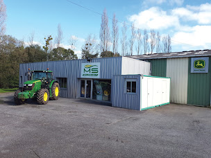 Photo n°1 de MS EQUIPEMENT - LOCMALO à Guémené-sur-Scorff (Atelier de réparation de tracteurs)