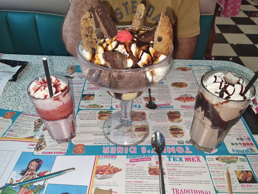 Photo 1 - Tommy's Diner