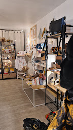 Photo n°5 de Lartisaloue Boutique de Créateurs à Ornans (Artisanat)