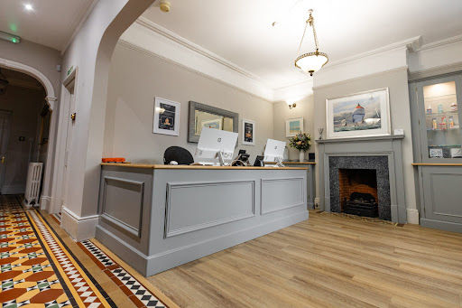 Gwynne Dental - Leading Private Dentist, Basingstoke, Hampshire - Thumbnail