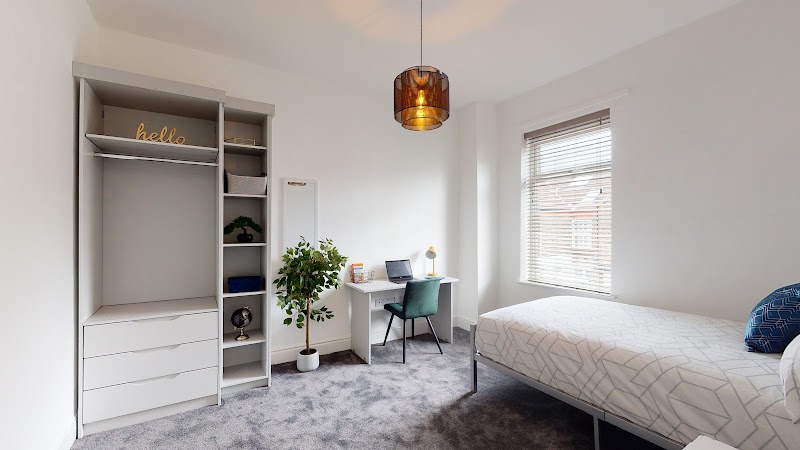 Carbon Lettings photo 3