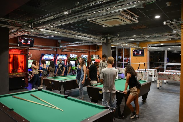 Colella Games, Cocktails Food