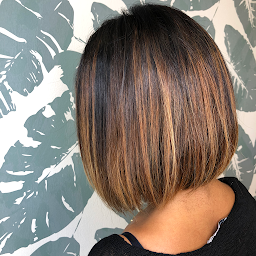 Photo n°14 de L'instant, Salon de coiffure à Bellegarde (Salon de coiffure)