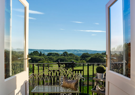 King Edward VII Estate | City & Country - Thumbnail