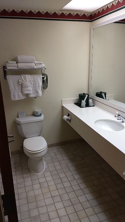 Photos of Wildwood Lodge Pewaukee