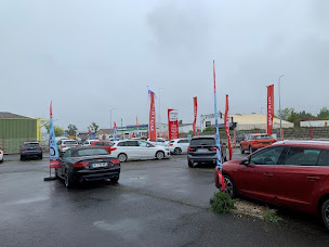 Photo n°19 de Garage de L'Europe - Motrio à Olivet (Magasin de pneus)