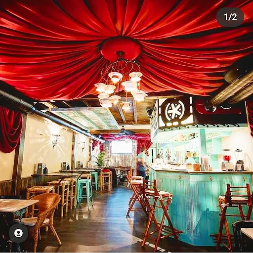 Area Oasis Bar - Thumbnail