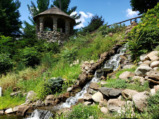 Slayton Arboretum Logo