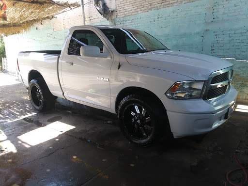 Ingeniero's Car Wash - Thumbnail