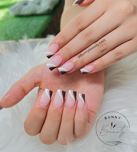 Bunny Beauty Nails - Thumbnail