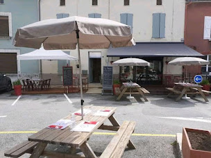 Photo n°21 de Le Georges Bar, Restaurant & Chambres à Rancon (Chambre d'hôtes)