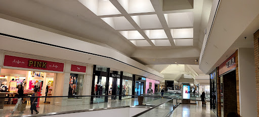 Stoneridge Shopping Center - Thumbnail