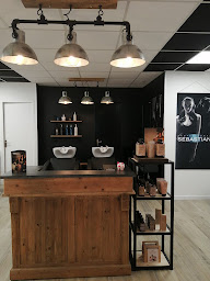 Photo n°13 de Le 129 by Amélia à Caen (Salon de coiffure)