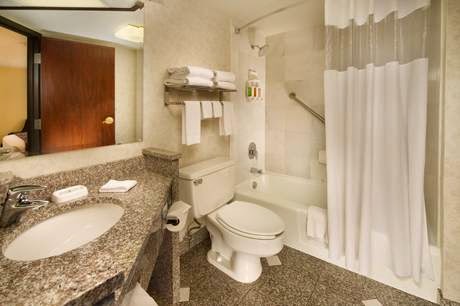 Drury Inn & Suites St. Joseph - Thumbnail
