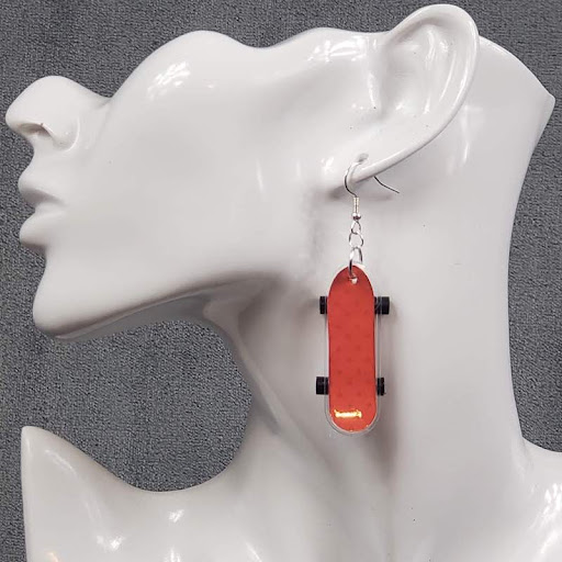 Extra Earrings - Visual