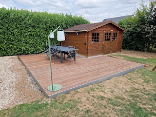 Photo n°12 de M.E.C Bois à Soliers (Charpentier)