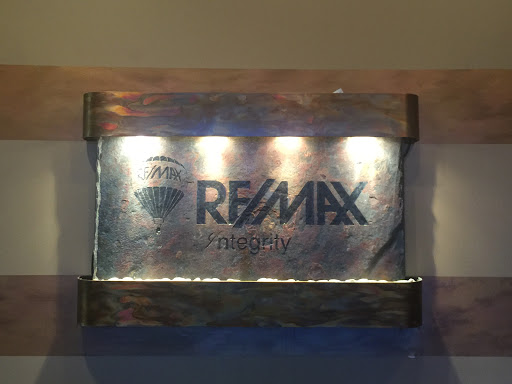 RE/MAX Integrity - Visual