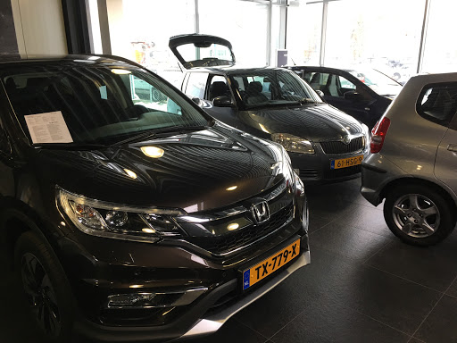 Autobedrijf G. van den Akker - Thumbnail