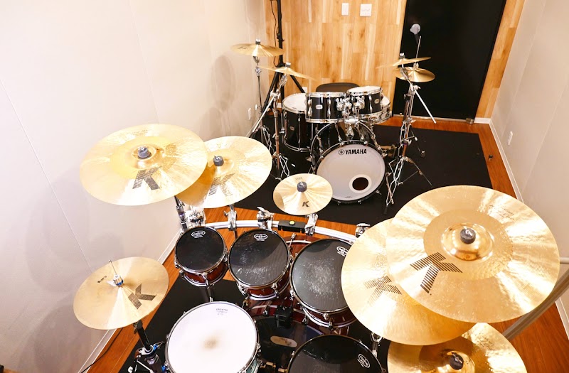 REVOLUTION DRUM SCHOOL (レボリューション・ドラムスクール)