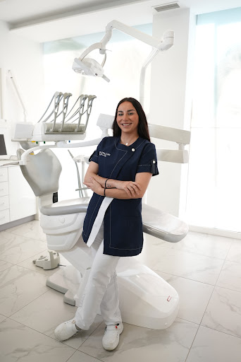 Clínica dental Mijas Costa | DentalCer