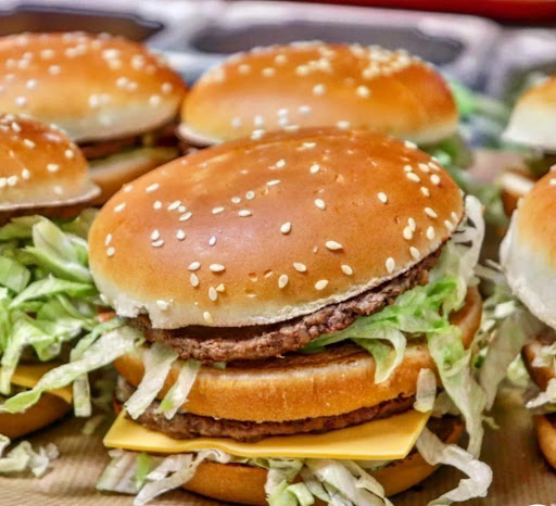 Photo 10 - Butch Burger !!!