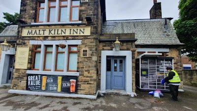 24/7 InPost Locker - The Malt Kiln Inn