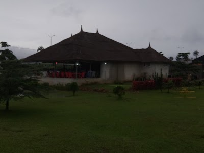 Photos of Leslaur Bar/Car Wash
